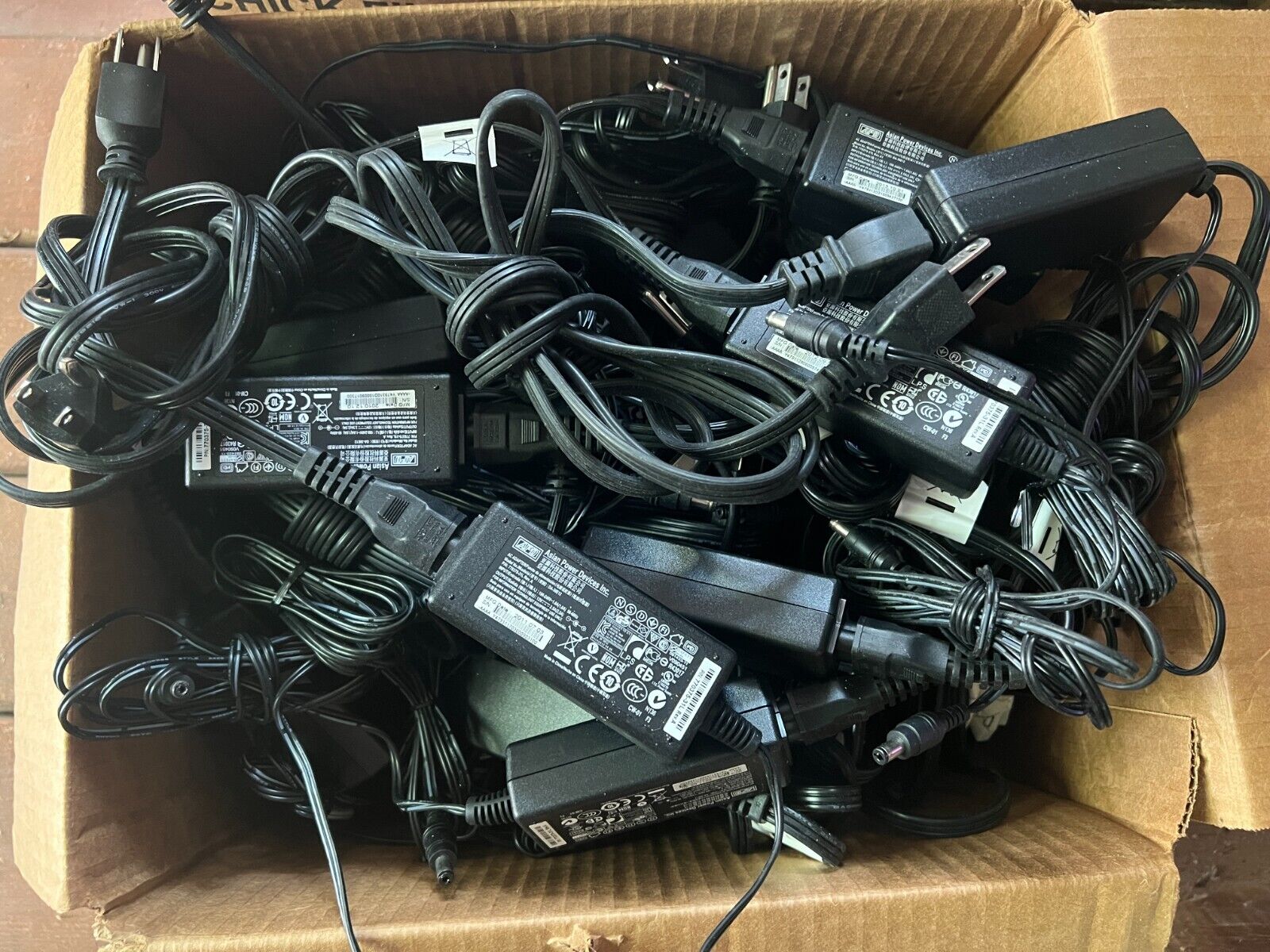 Lot of 35 APD Asian Power Devices DA-30E12 AC Adapter Dell Wyse 12V 2.5A