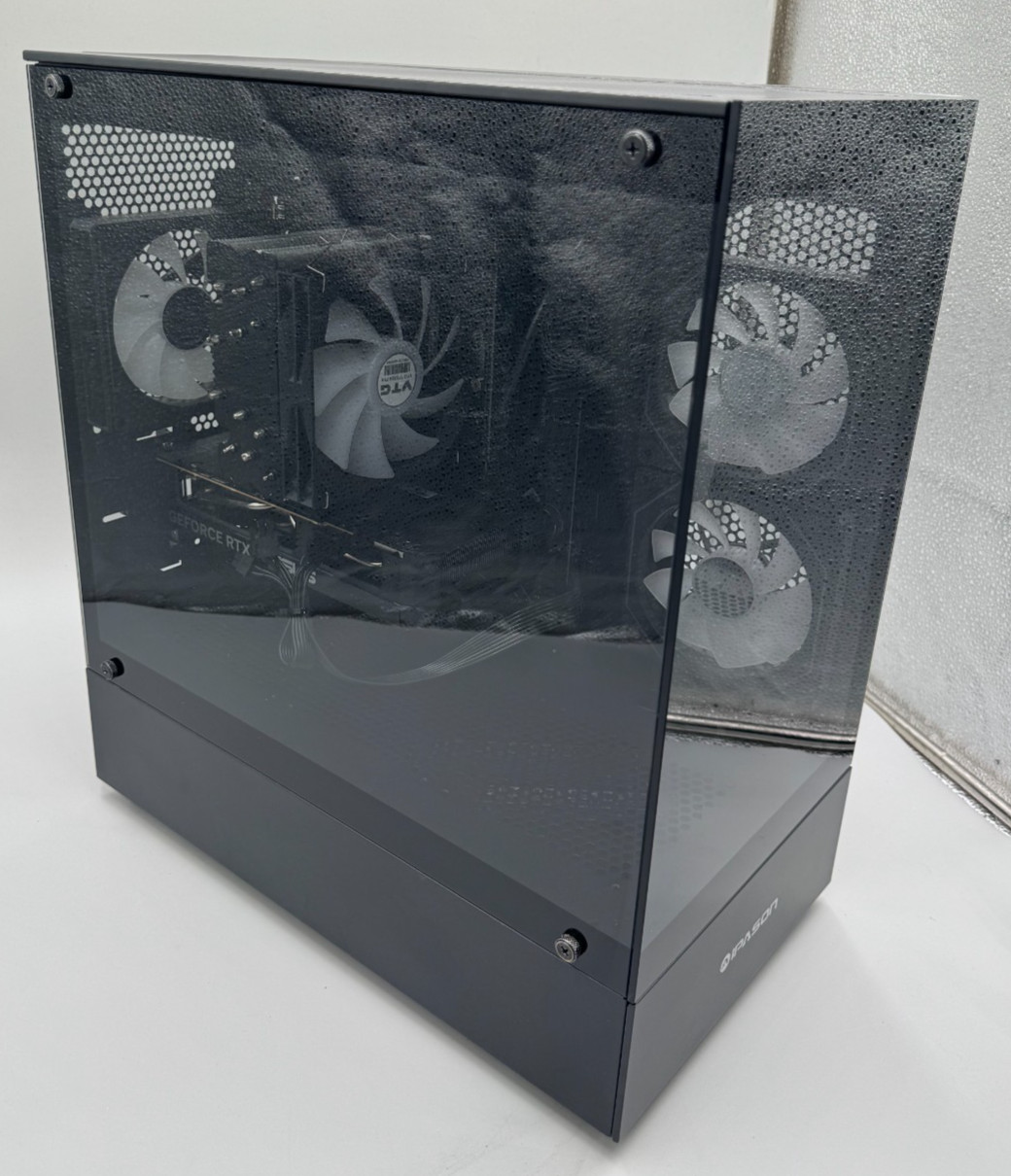 Gaming Desktop Custom Build IPASON AMD Ryzen 5-8500G 6Cores 1TB SSD 16GB DDR5 B-