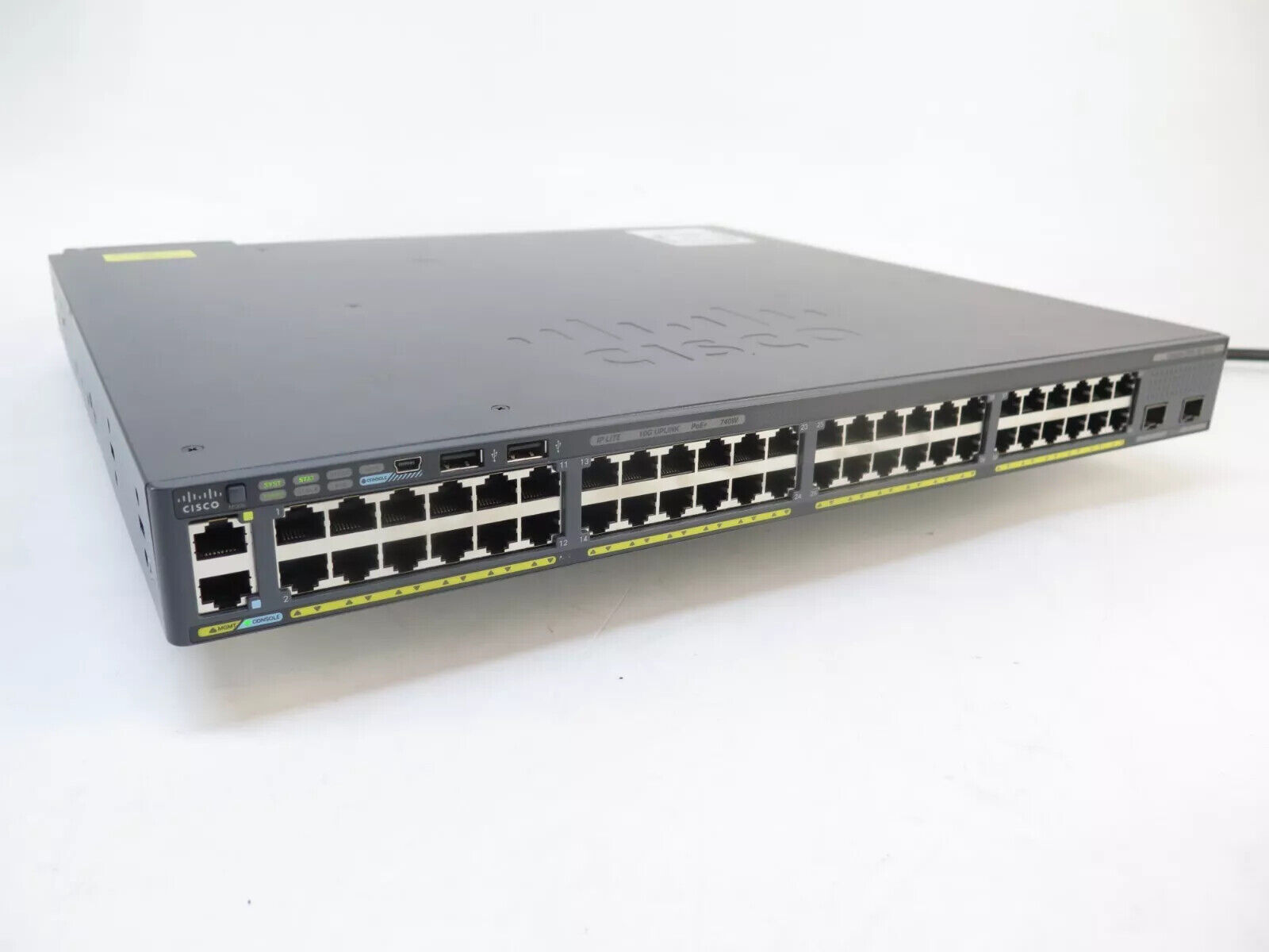 Cisco Catalyst 2960XR 48-Port PoE+ Gigabit Switch P/N: WS-C2960XR-48FPD-I