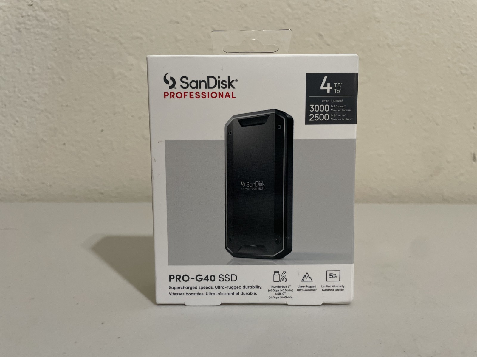 NEW SanDisk Professional  PRO-G40 4TB Thunderbolt 3  Portable External SSD