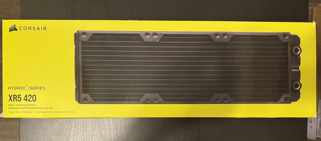 Corsair Hydro X XR5 420mm Custom Cooling Radiator - Black CX-9031003-WW