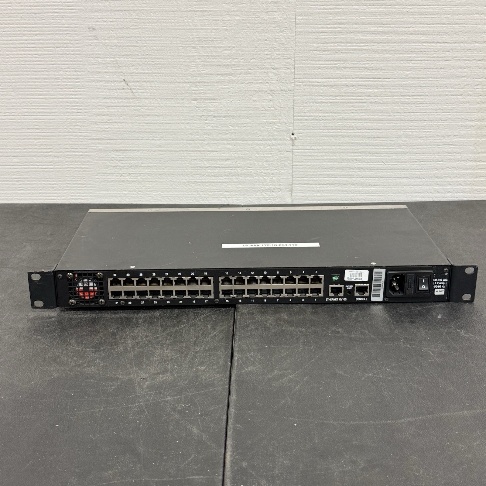 Digi DIGI-CM-32, 50000838 CM32 32 Port RJ-45 Console Server