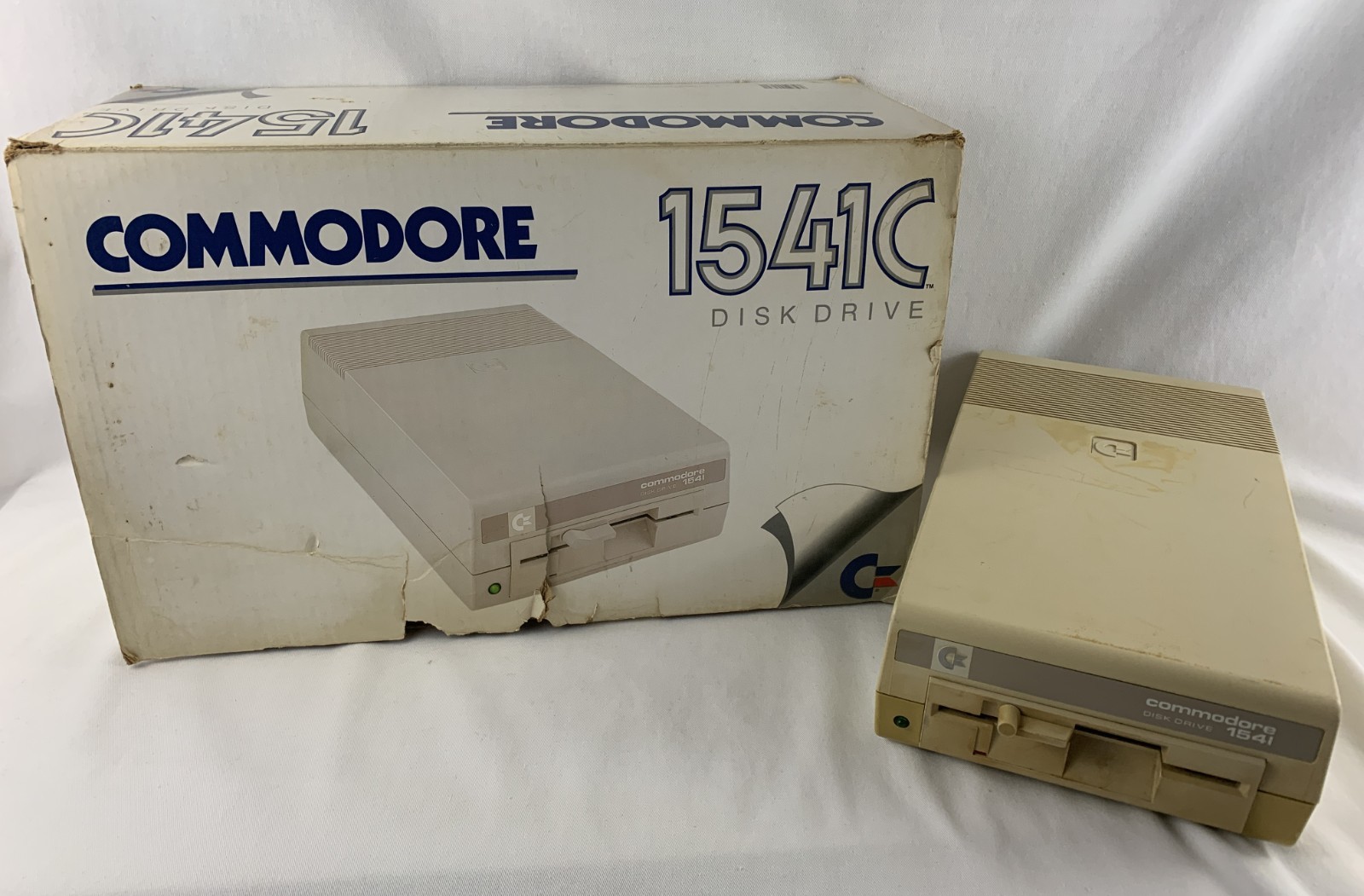 Vintage C64 Commodore 1541C Floppy Disc Drive w/ Empty Box - UNTESTED, Powers On