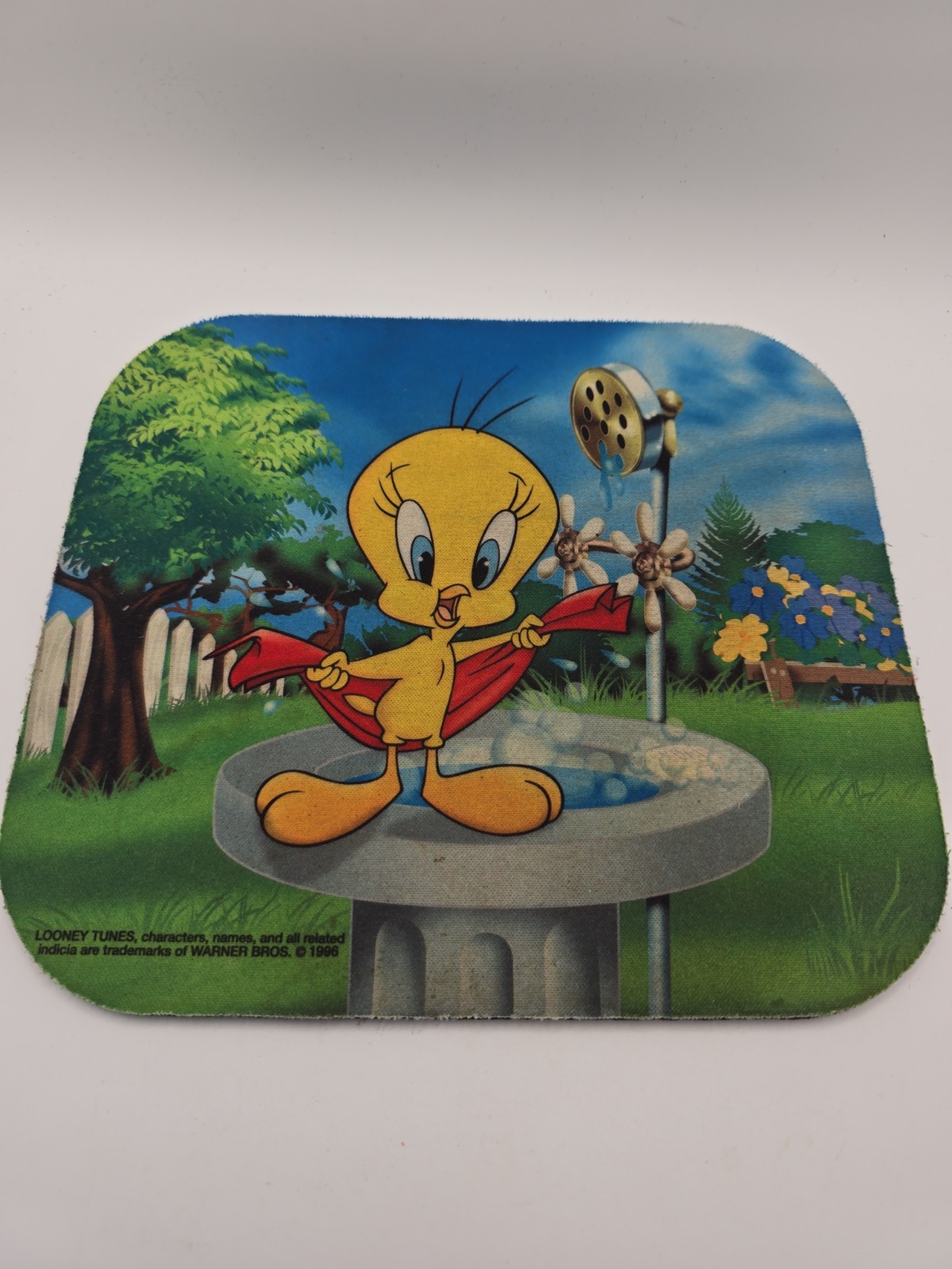 VTG 1996 Looney Tunes Tweety Bird Bath Mouse Pad