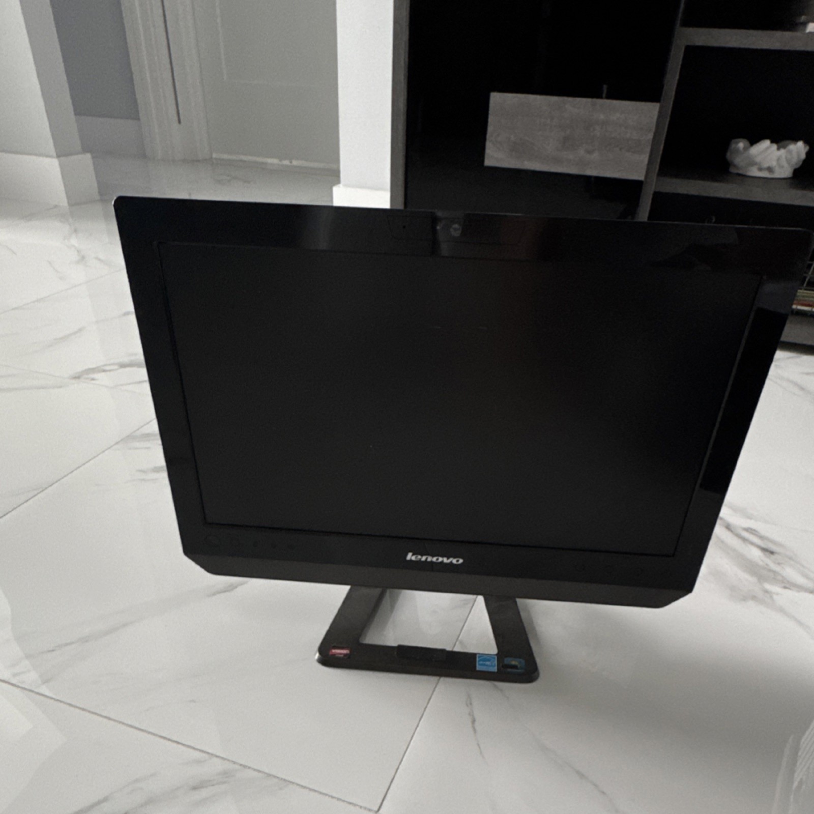Lenovo ThinkVision 20-24.9in LCD Monitor 1920x1080 60Hz 5ms Flat Black