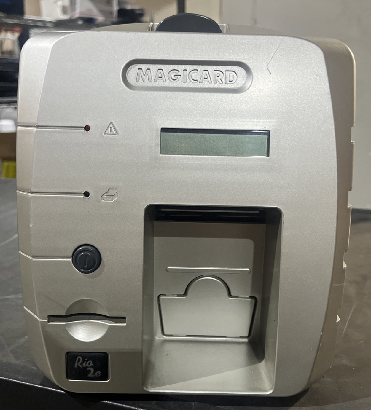 MAGICARD RIO 2E PRINTER