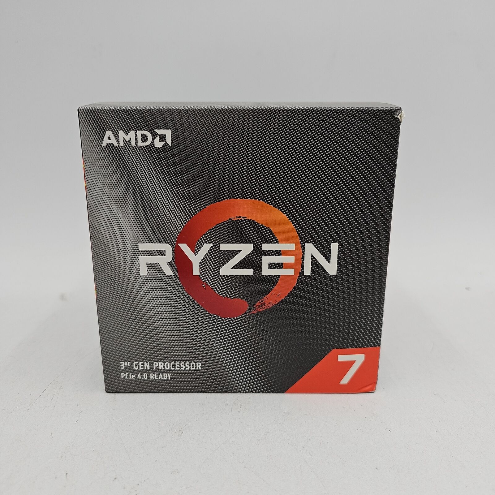 New AMD Ryzen 7 3rd Gen 3700X 8 Core 16 Thread Processor 3.6GHz 100-100000071BOX
