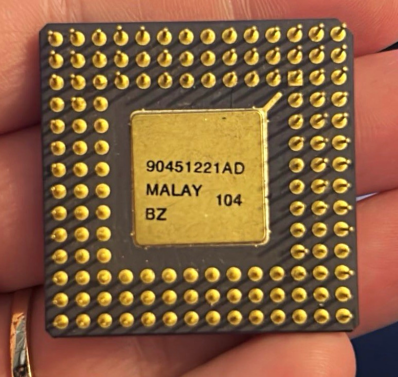 Intel i386 80386DX-25 25MHz PGA 1-Core CPU A80386DX-25 33MHz Bus 0KB