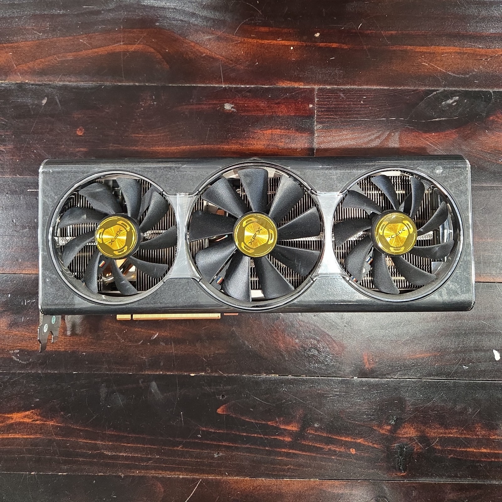 XFX RX 5700 Xt Thicc III Ultra 8GB 2025MHz GDDR6 3xDP Rx-57XT8TBD8