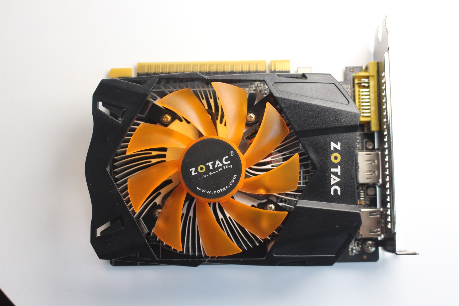 Zotac GTX 750Ti 2 GB 128BIT GDDR5
