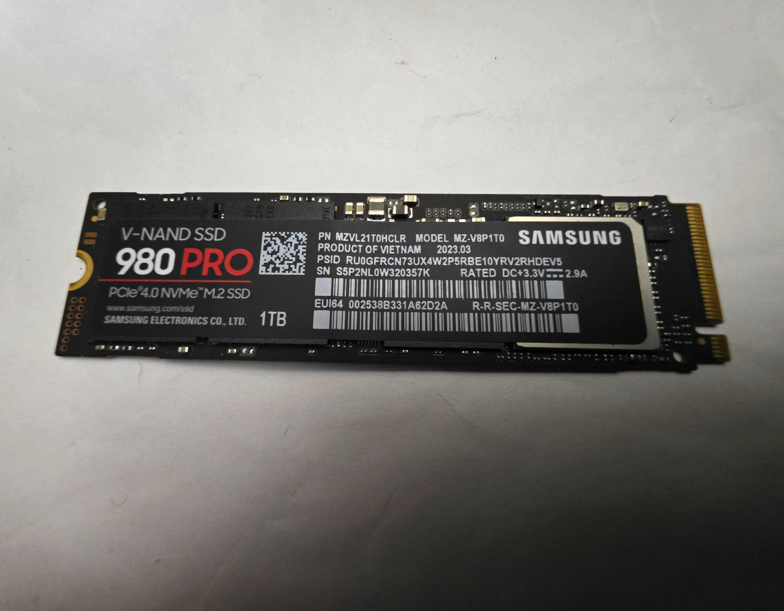 Samsung 980 PRO 1TB NVMe PCIe 4.0 M.2 Internal SSD MZ-V8P1T0