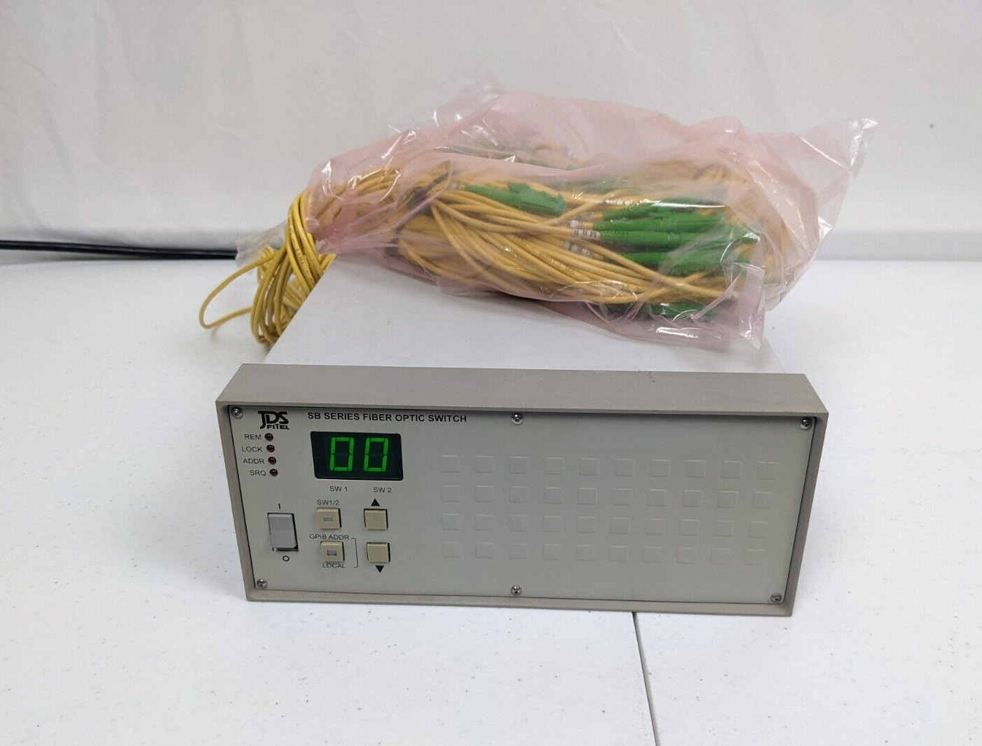 JDS Uniphase SB Series Fiber Optic Switch P/N: SB0416-Z000297