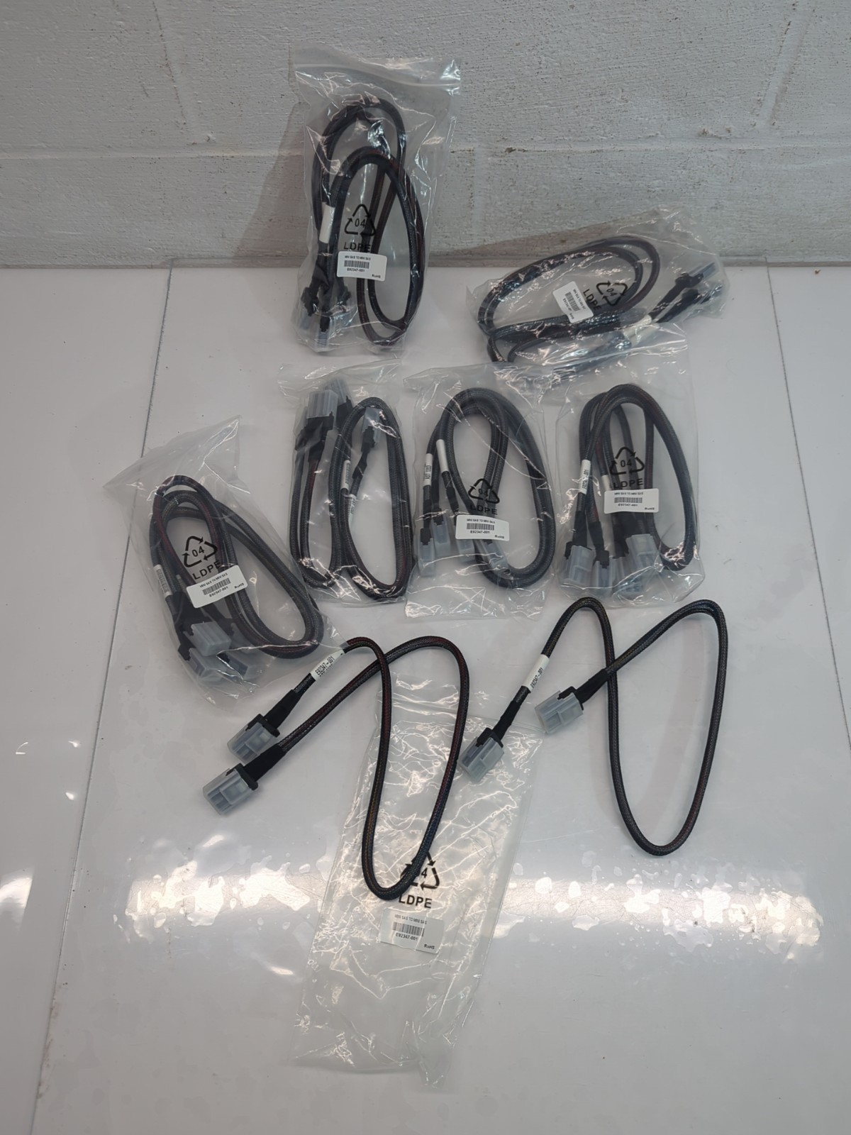 Mini SAS to Mini SAS Data Cable Intel E92347-001 2ft  LOT OF 14*