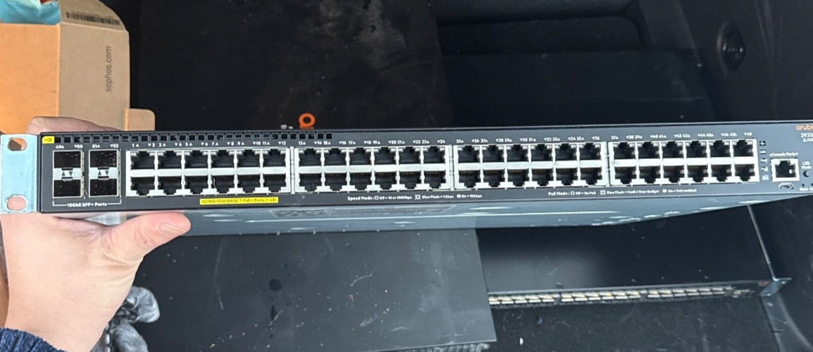HPE Aruba JL260A 2930F 48G 4SFP Switch