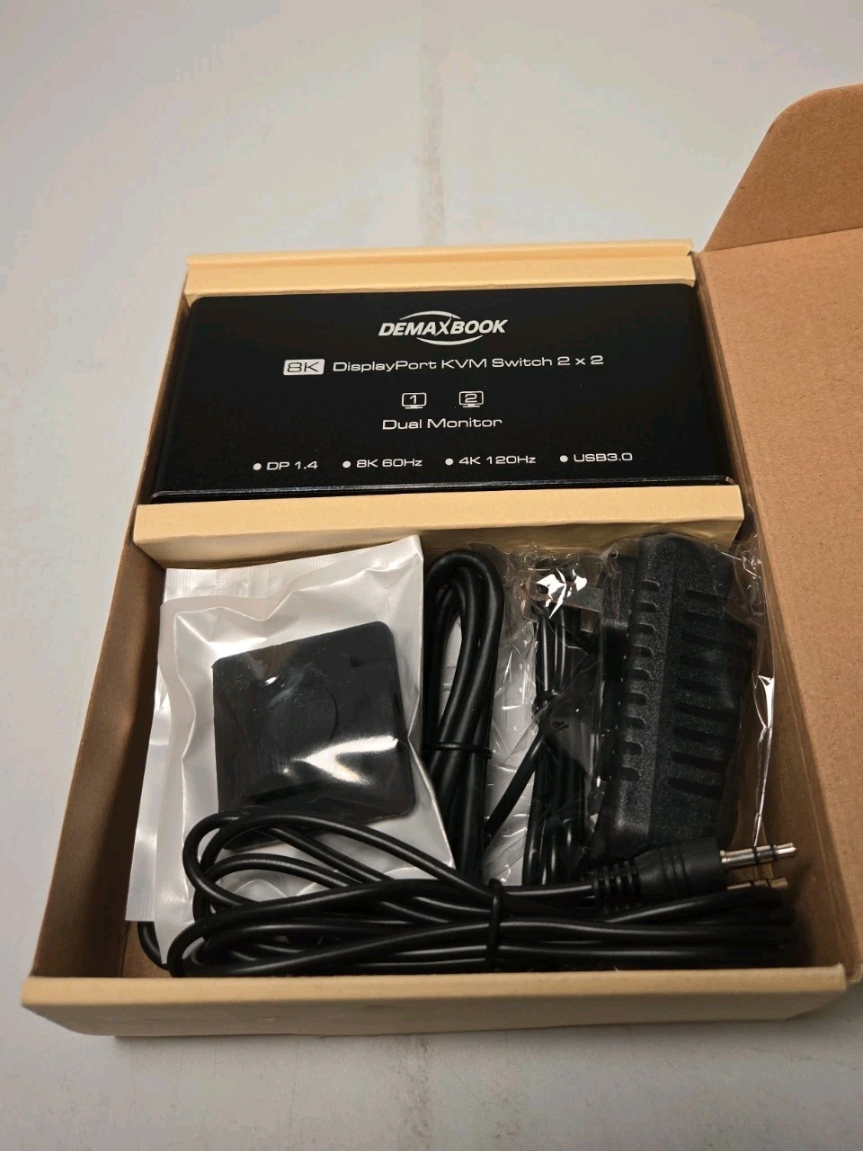 DEMAXBOOK 8K HDMI DP KVM Switch 2x2 Dual Monitor HDMI 2.1 DP 1.4 USB 3.0 Black