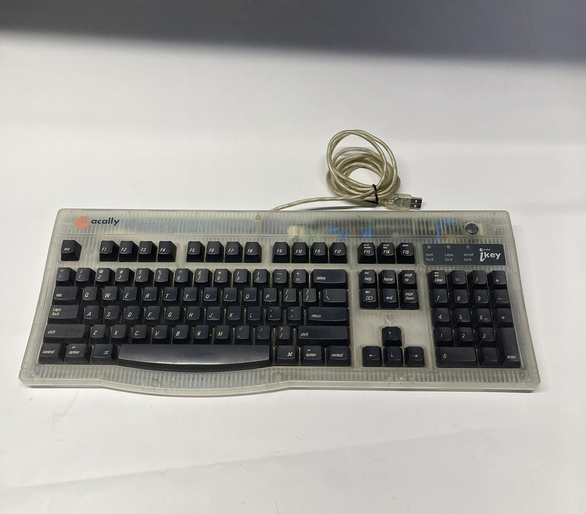 Macally iKey 4 Wired USB Keyboard Macintosh G2 Vintage Apple Clear Blue