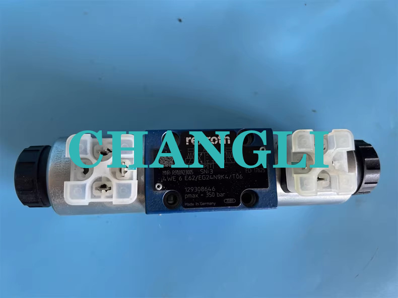 1PCS REXROTH R900923005 4WE6E6X/EG24N9K4/T06 solenoid valve new via FedEx or DHL