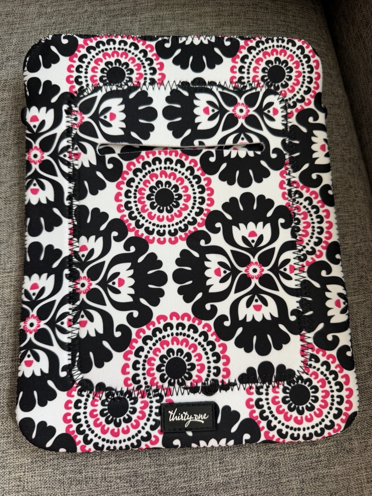 Thirty One Tote A Tablet In Pink Pop Medallion Cover Holder Protective
