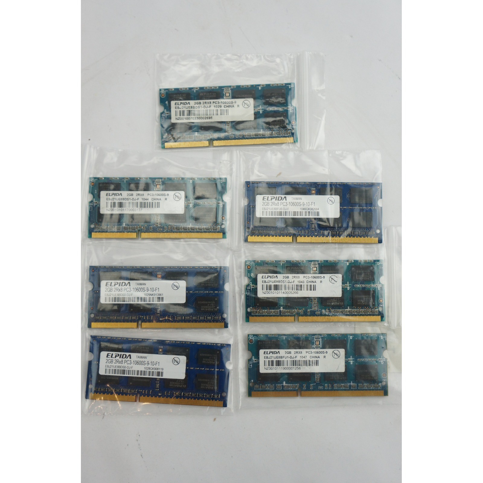 Elpida RAM Memory Laptop 2GB Blue PC3-10600S DDR3 1333MHz SODIMM Lot of 7 EUC