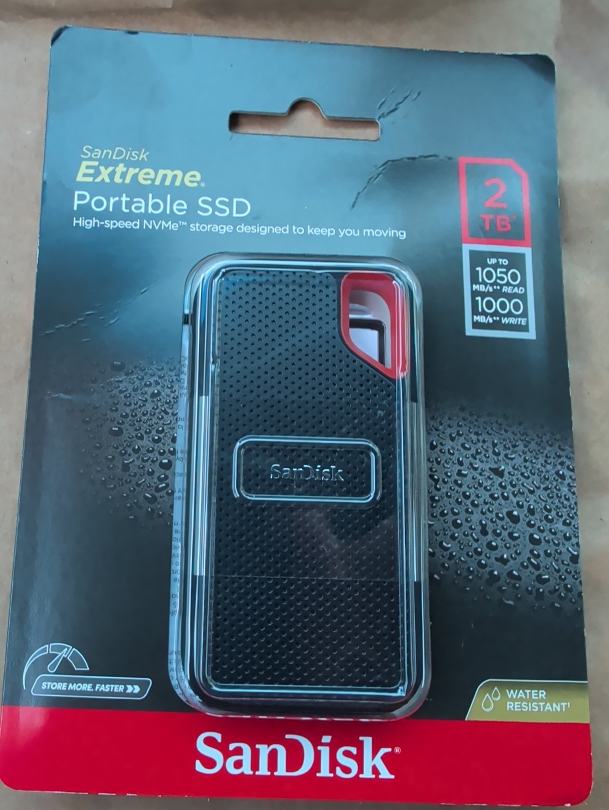 SanDisk Extreme 2TB Portable External SSD - POO1