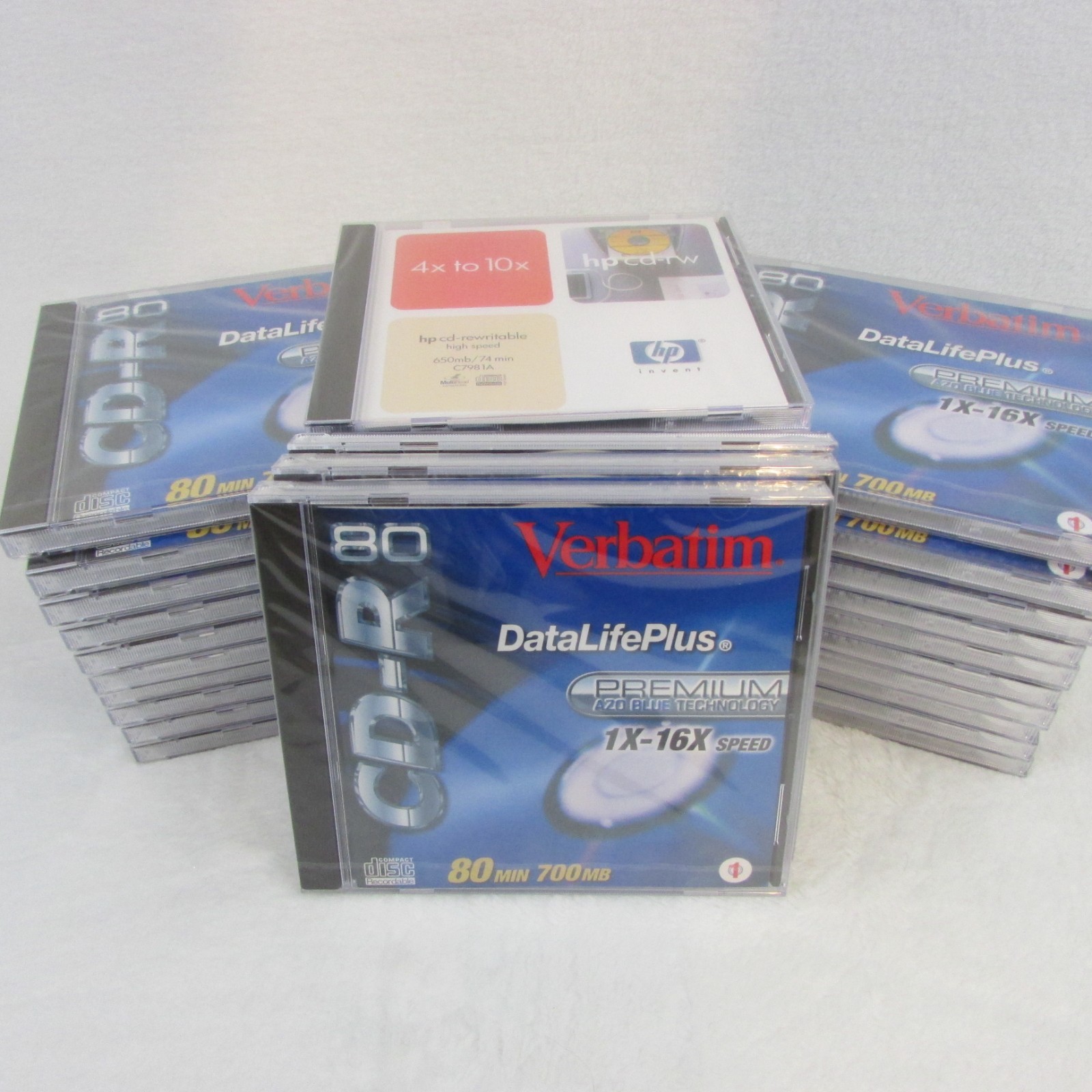 Verbatim CD-R Datalife Plus Premium in Jewel Case Lot of 23 + 1 HP Disc 80 min