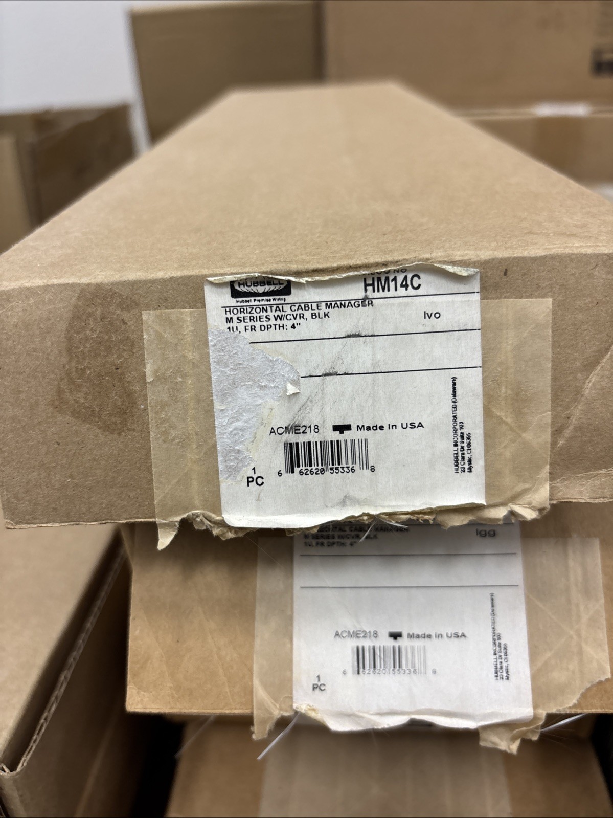 Hubbel HM41c Horizontal Cable Manager 