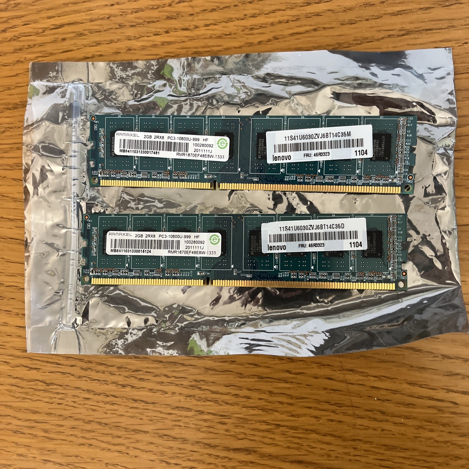 Lenovo 4GB Kit, 2x2GB PC3-10600 RAMAXEL Desktop RAM - FRU 46R3323