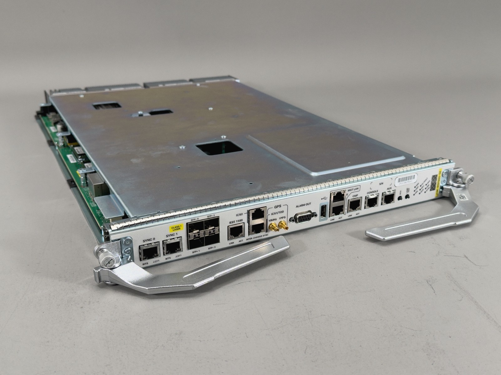 Cisco A9K-RSP880-SE ASR 9000 Route Switch Processor 880 Service Edge 1y Warranty
