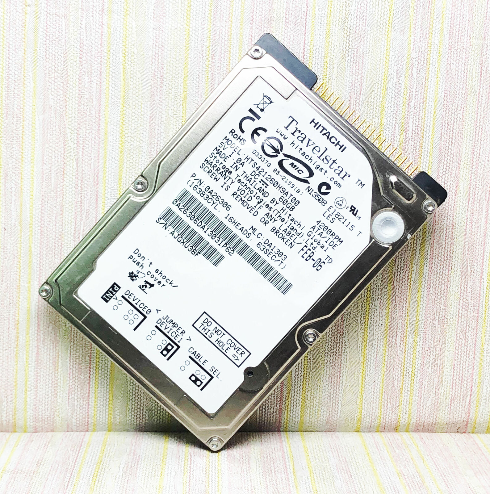 Hitachi 60GB 80GB IDE interface special notebook hard drive