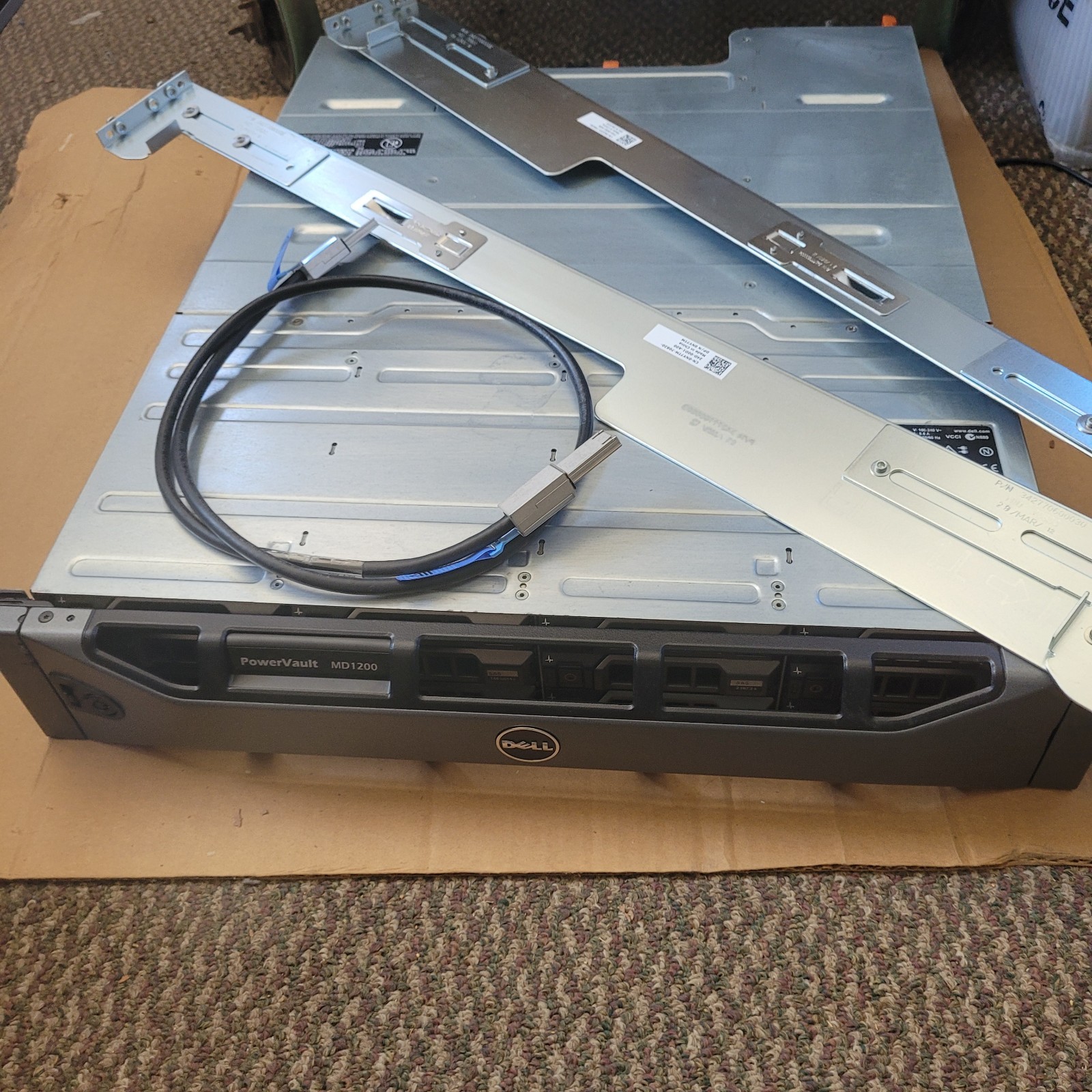Dell PowerVault MD1200 | 12-Bay 3.5" Storage Array w/ 2x MD12 6G SAS Controllers