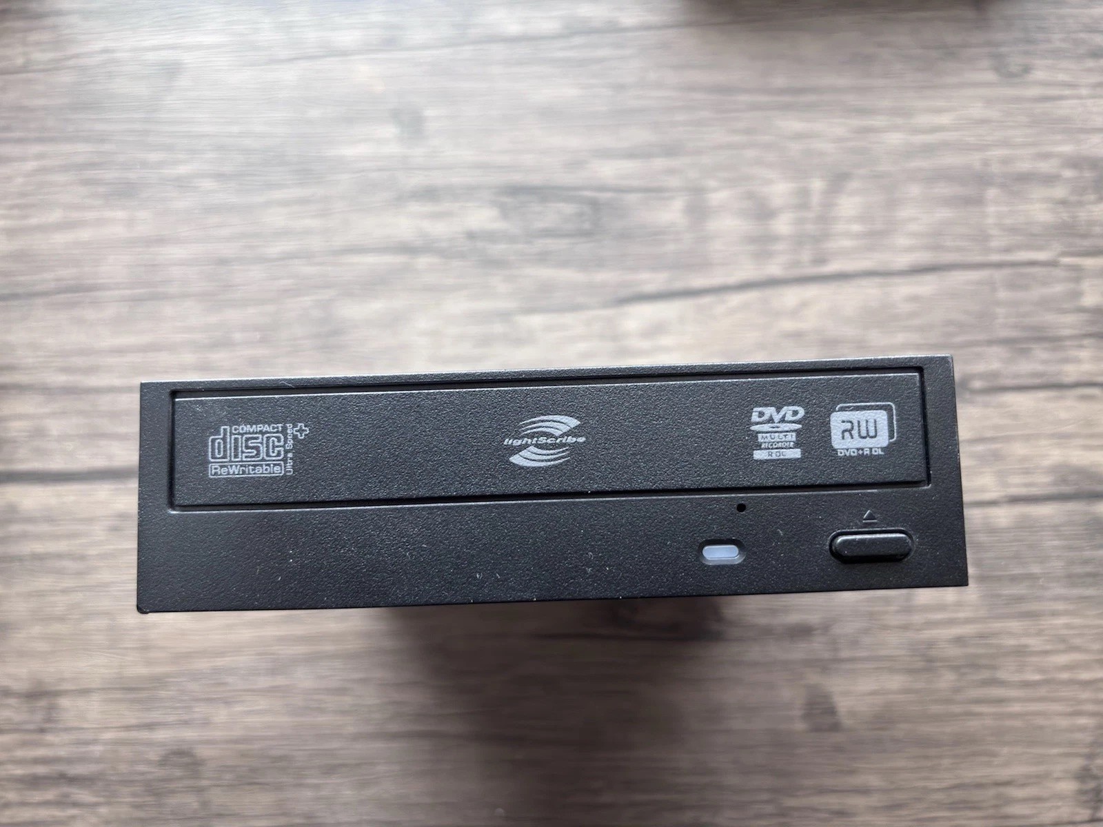 HP Super Multi DVD Rewriter Model GH40L (A2DH) Lightscribe November 2009