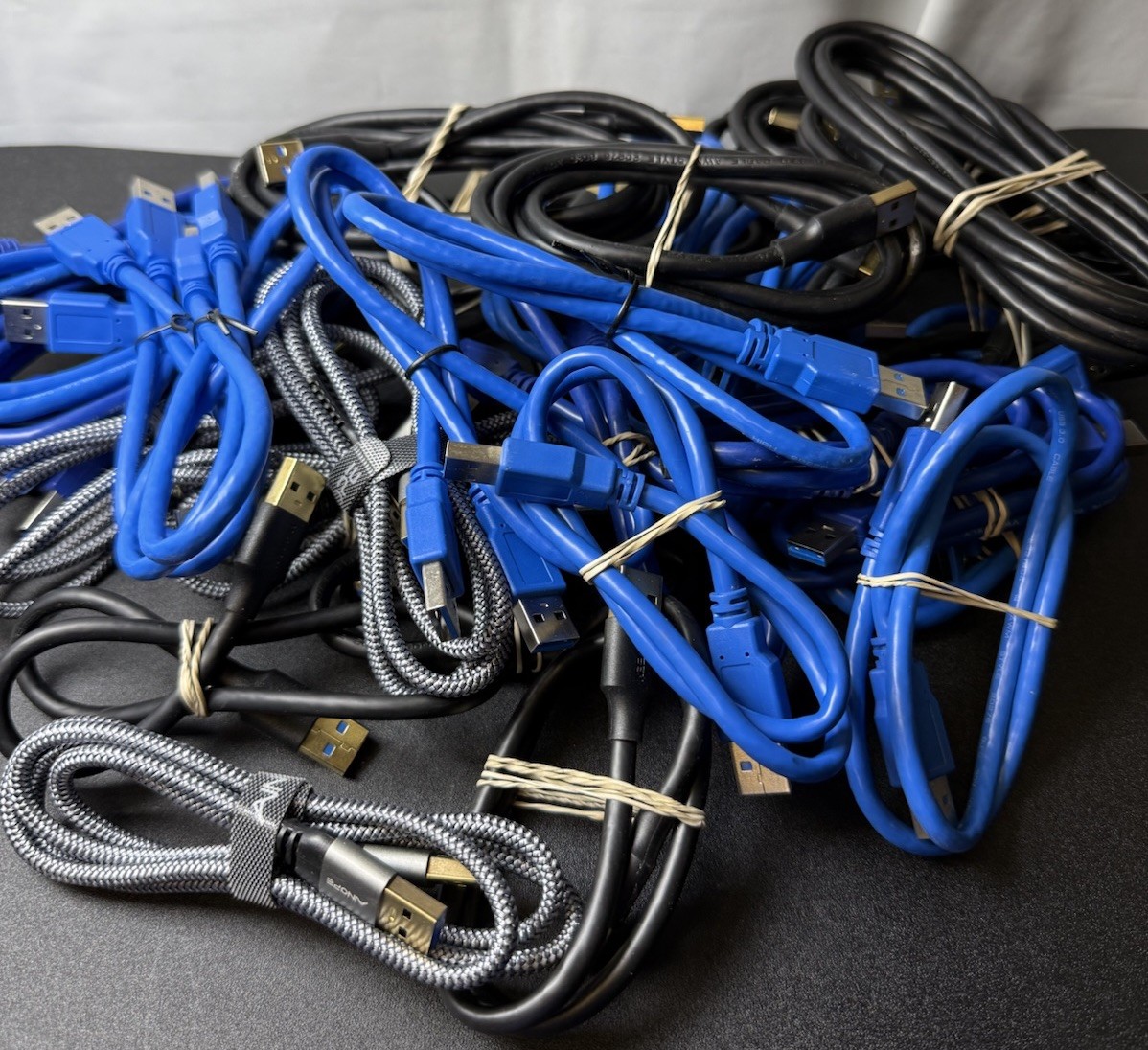 Lot Of 34 USB To USB Cables Ranging From 2ft-10ft