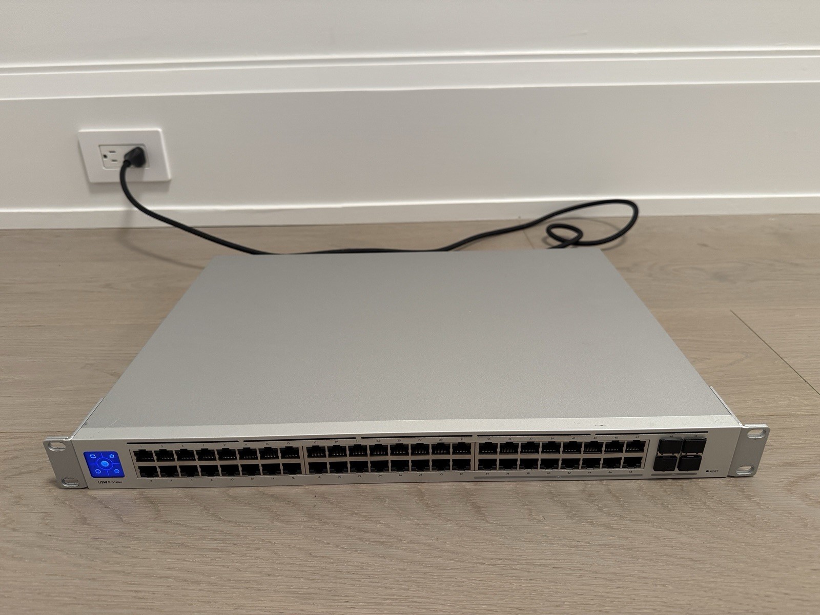 Ubiquiti Unifi USW-Pro-Max-48
