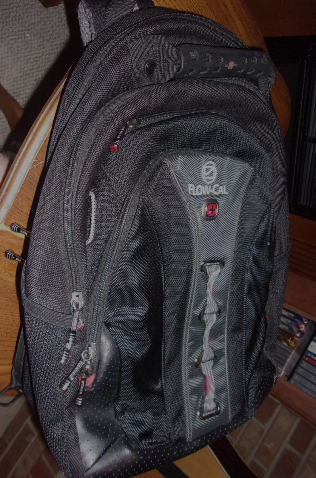 WEGNER FLO CAL SWISS BACK PACK some use - PADDED / CHECKPOINT FRIENDLY