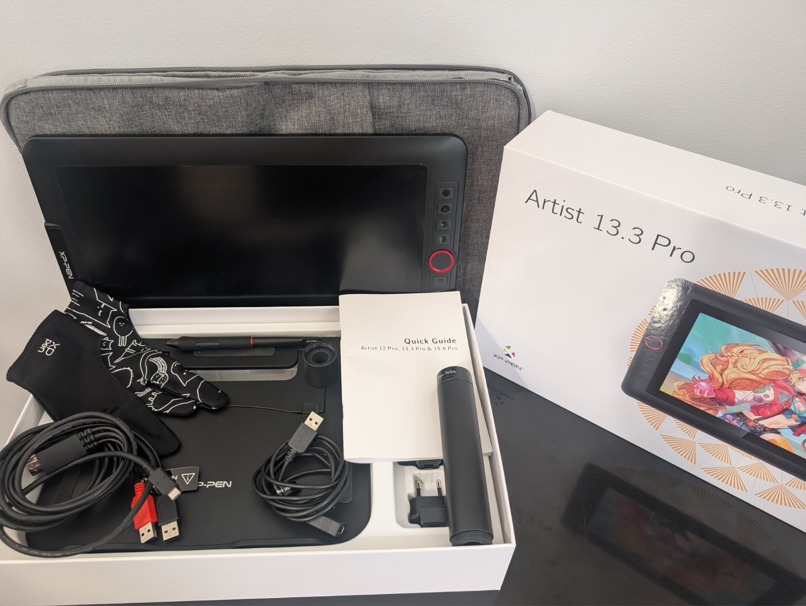 XP-Pen Artist 13.3 Pro Graphics Tablet - Black excellent condition + bonus items