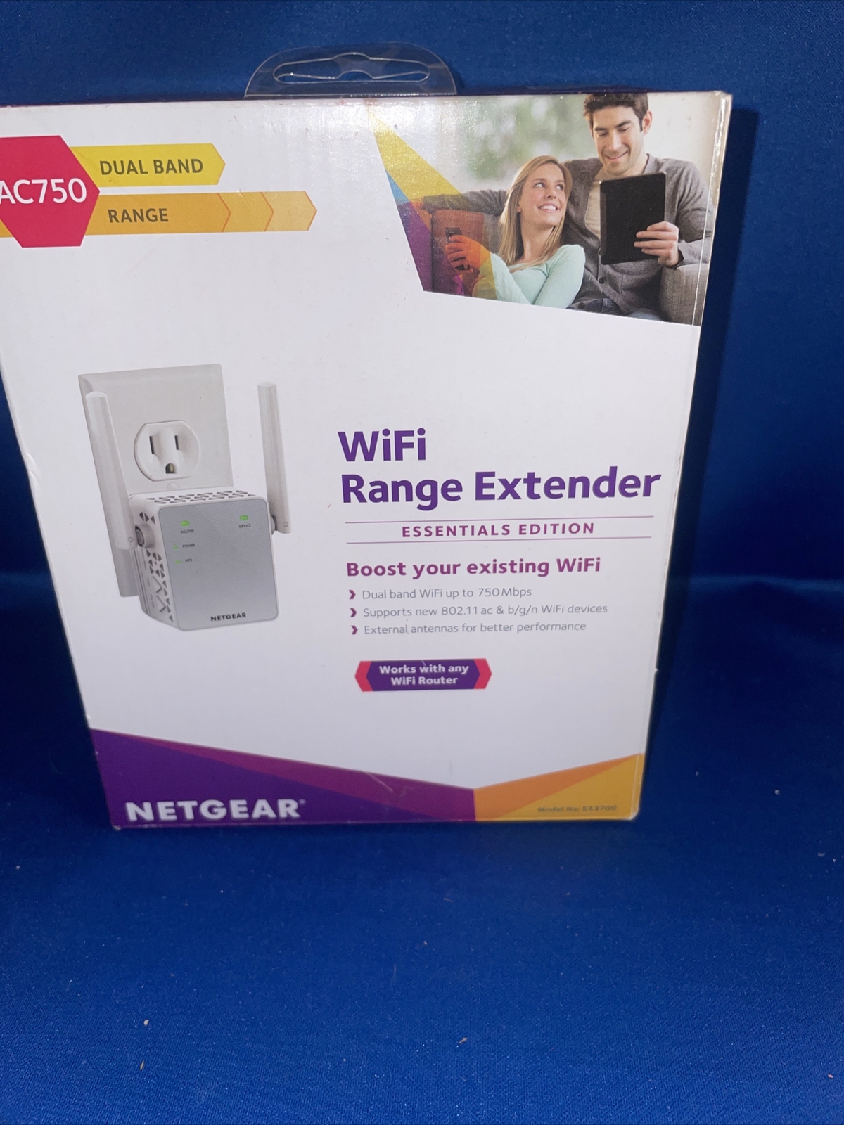 NETGEAR AC750 Wi-Fi Range Extender - EX3700-100NAS with intructions open box