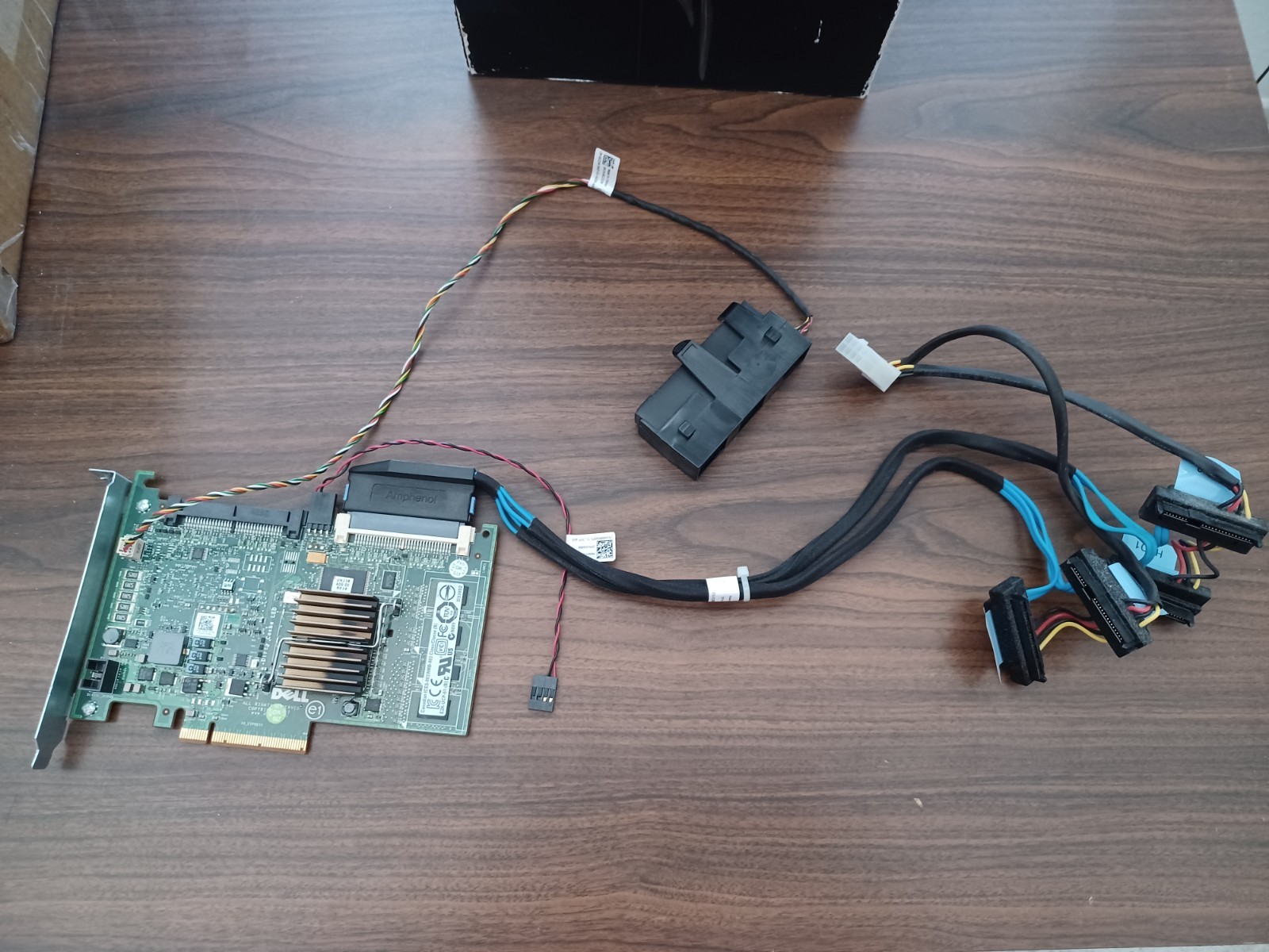 DELL PowerEdge PERC 6/I SAS PCI-E RAID Card (E2K-UCP-61)