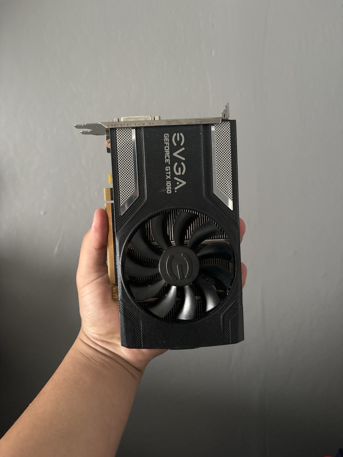 EVGA NVIDIA GeForce GTX 1060 SC PCIe x16 Graphics Card 6-Pin PCI-E
