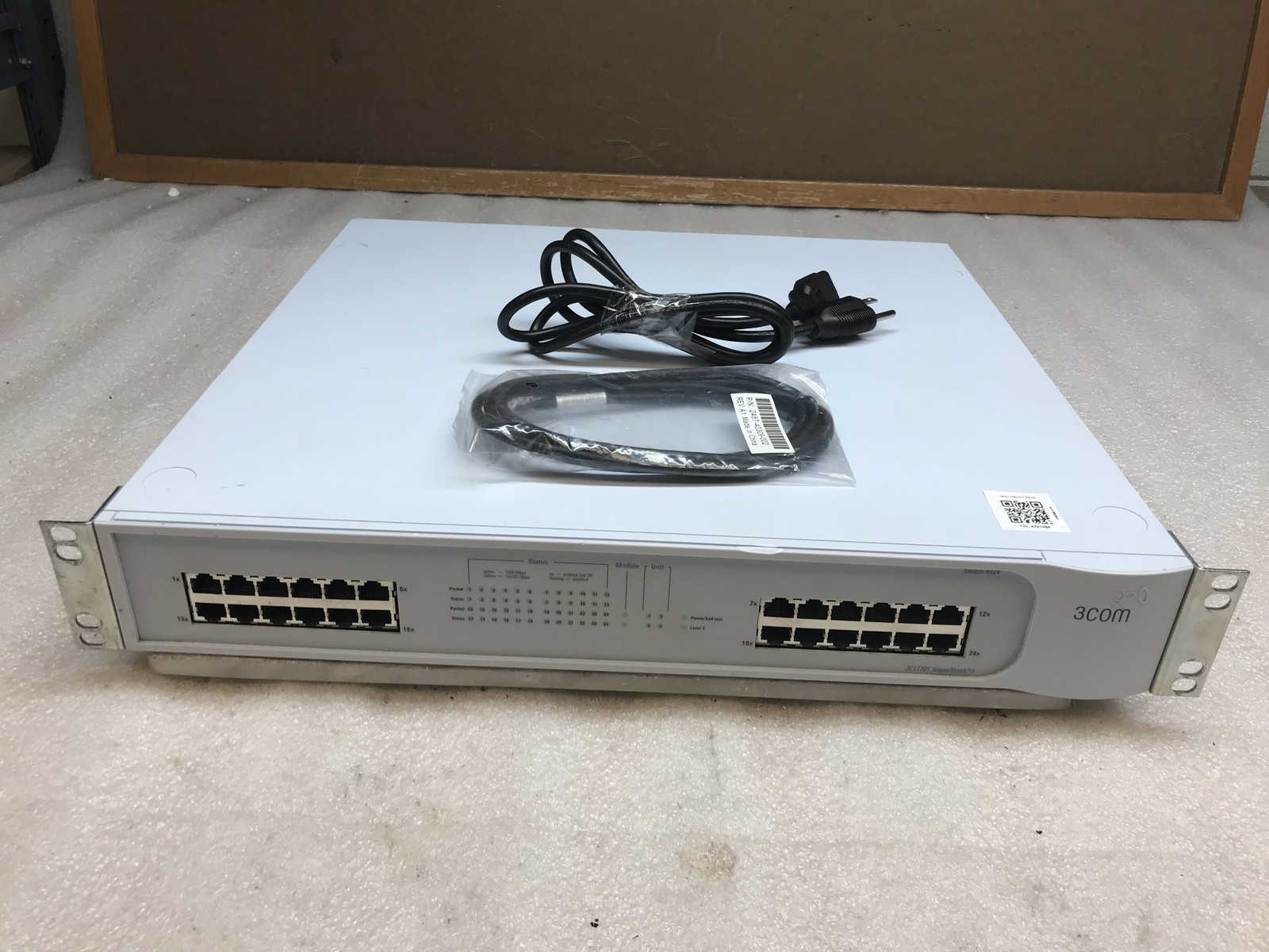 3Com SuperStack 3 4924 24-Port Gigabit Managed Switch 3C17701 Tested Clean