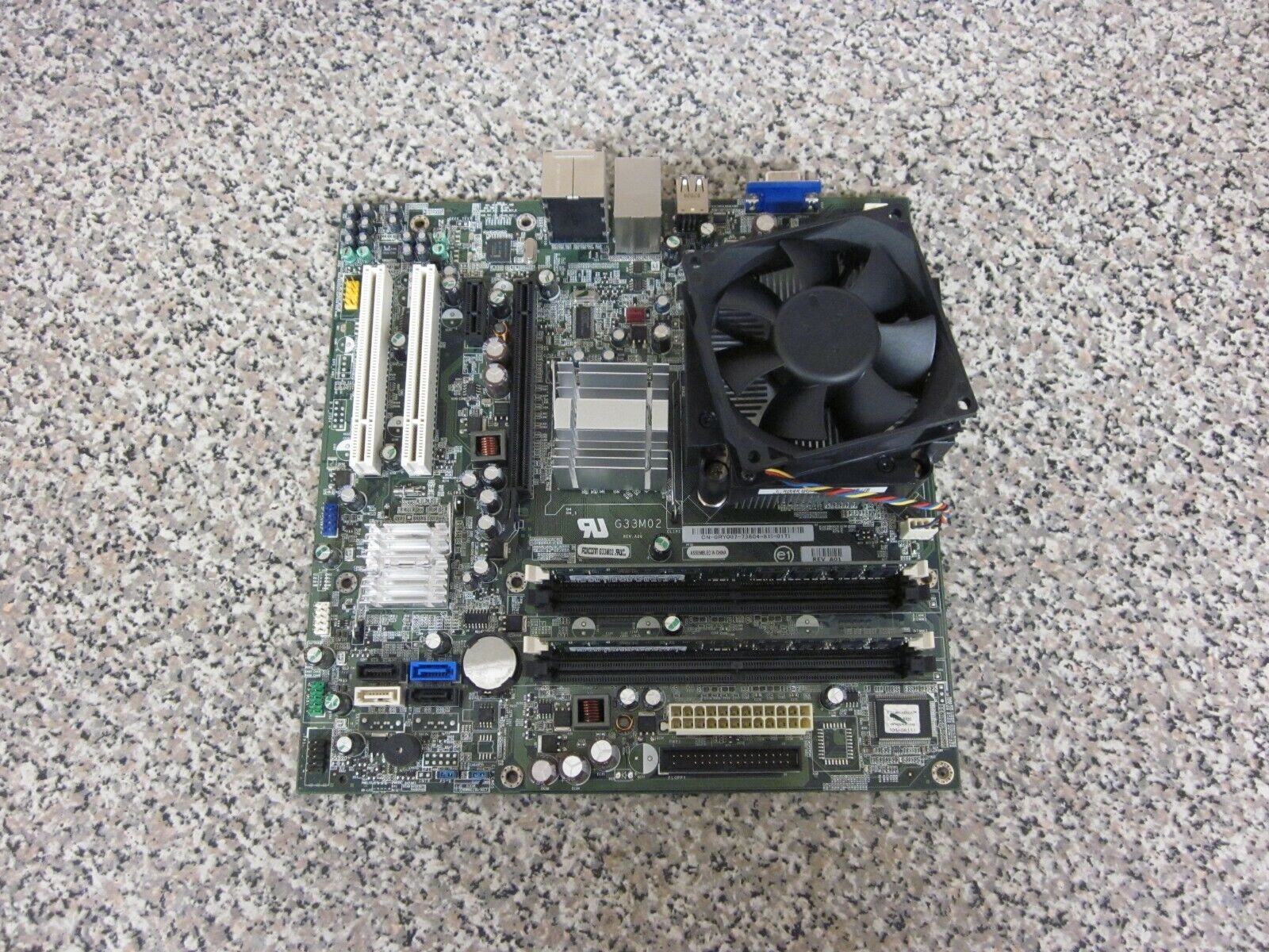 Dell Foxconn 0RY007 RY007 G33M02 Intel Core 2 Duo 2.2GHz CPU 1GB Ram Motherboard
