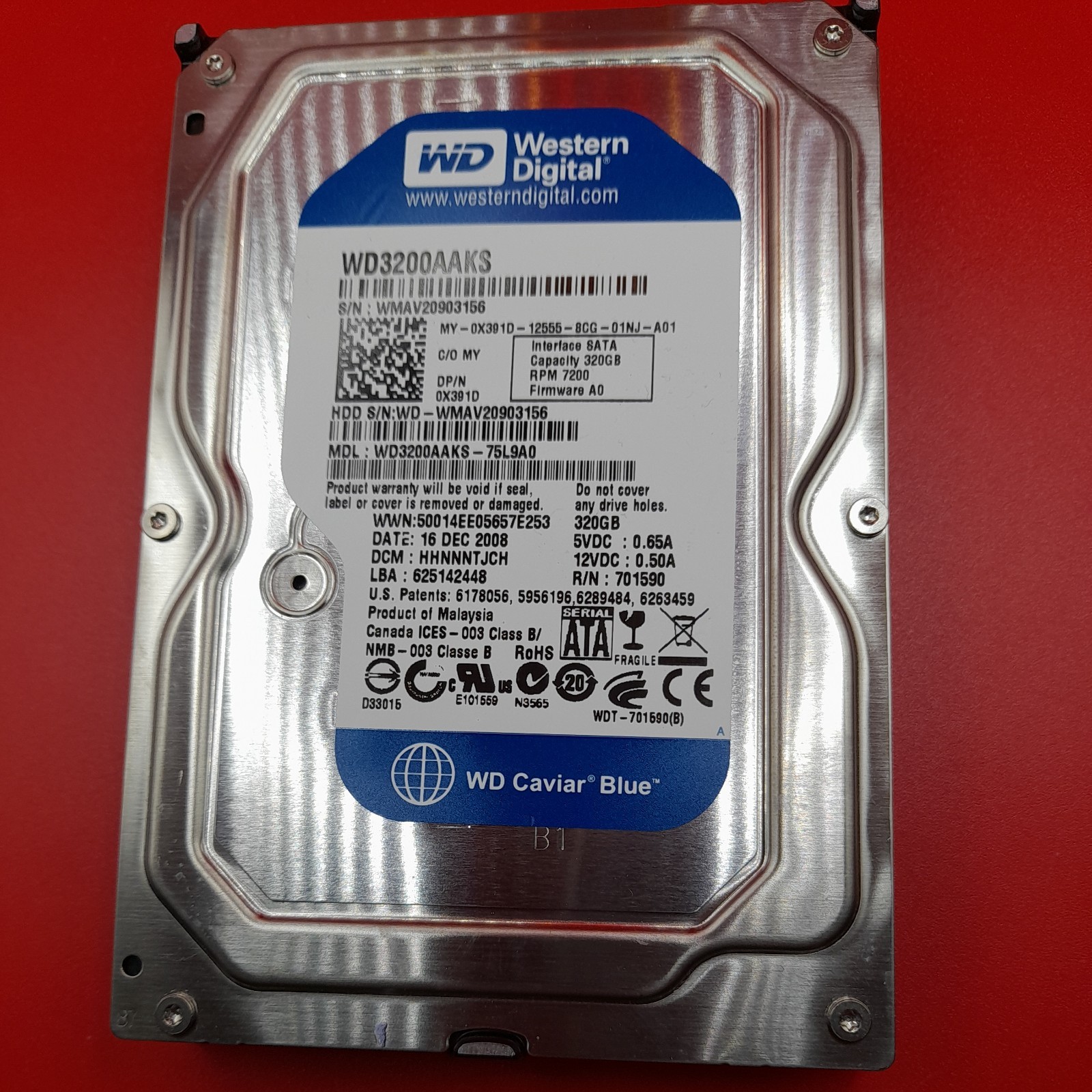 DELL X391D WD3200AAKS-75L9A0 771590 320GB 7200 RPM 16MB Cache 3 Gb/s SATA 3.5"