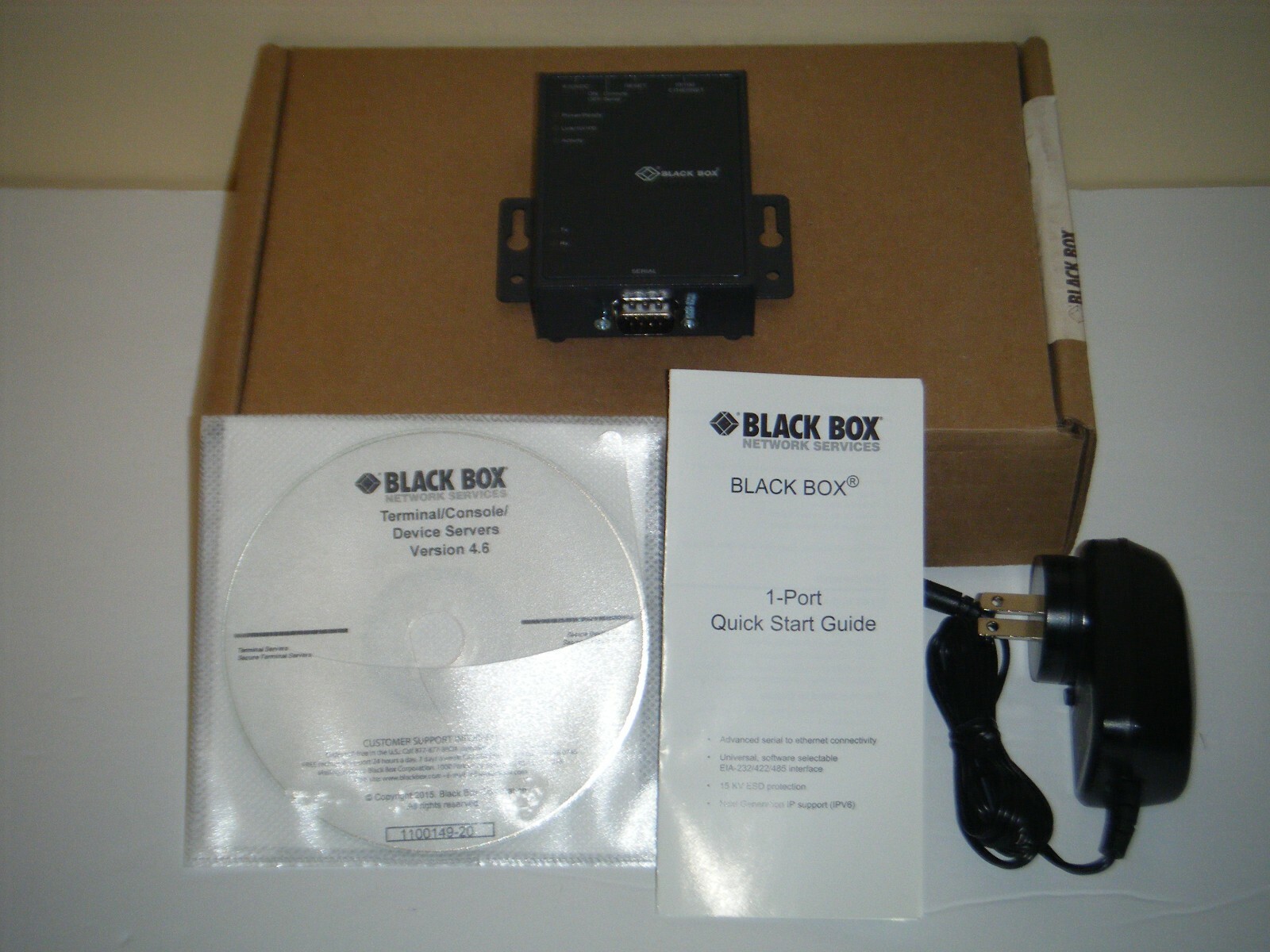 Black Box Networking LES5011A Serial Device Server