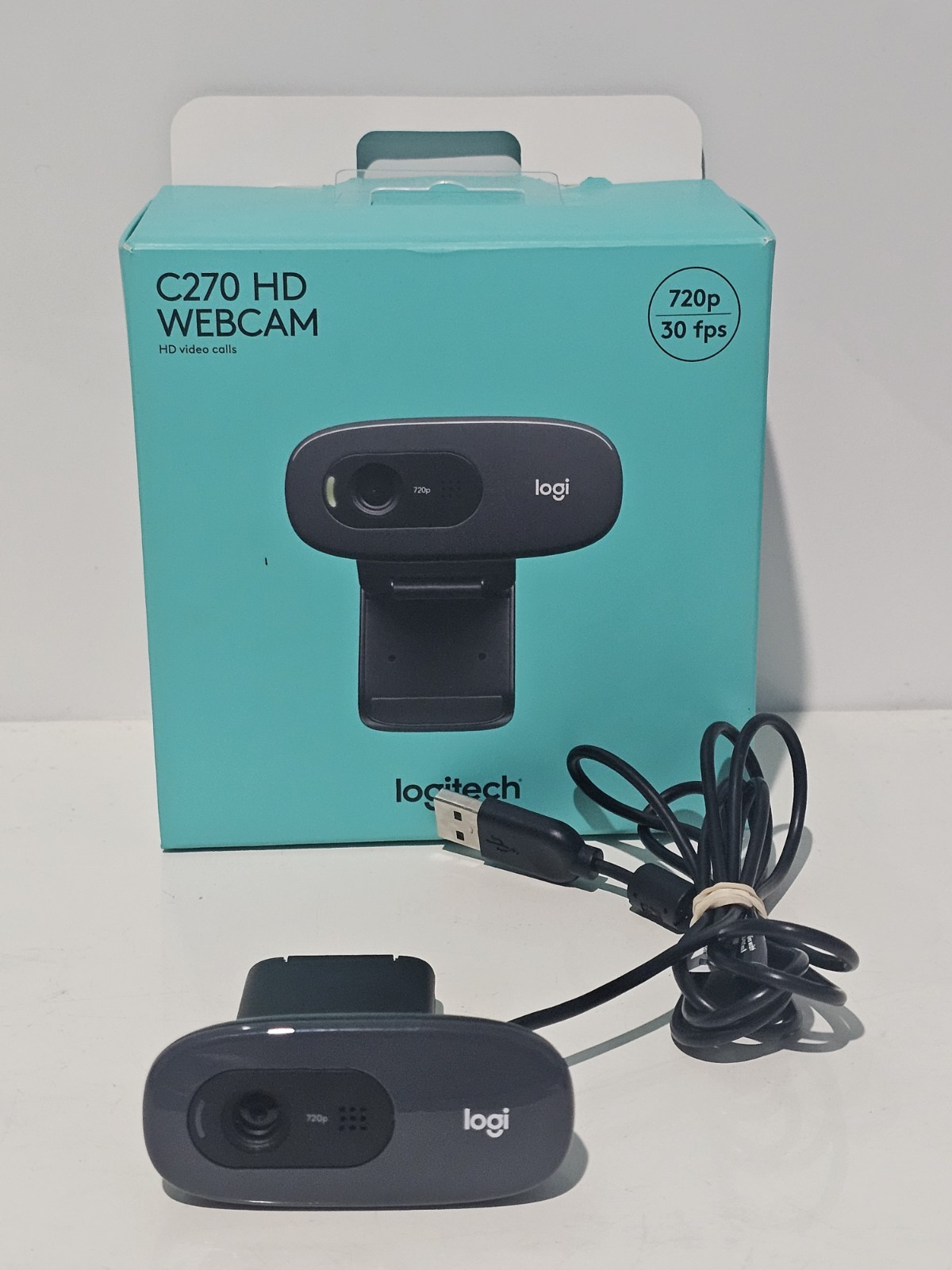 Logitech C270 Desktop or Laptop Webcam HD 720p Widescreen in Original Box