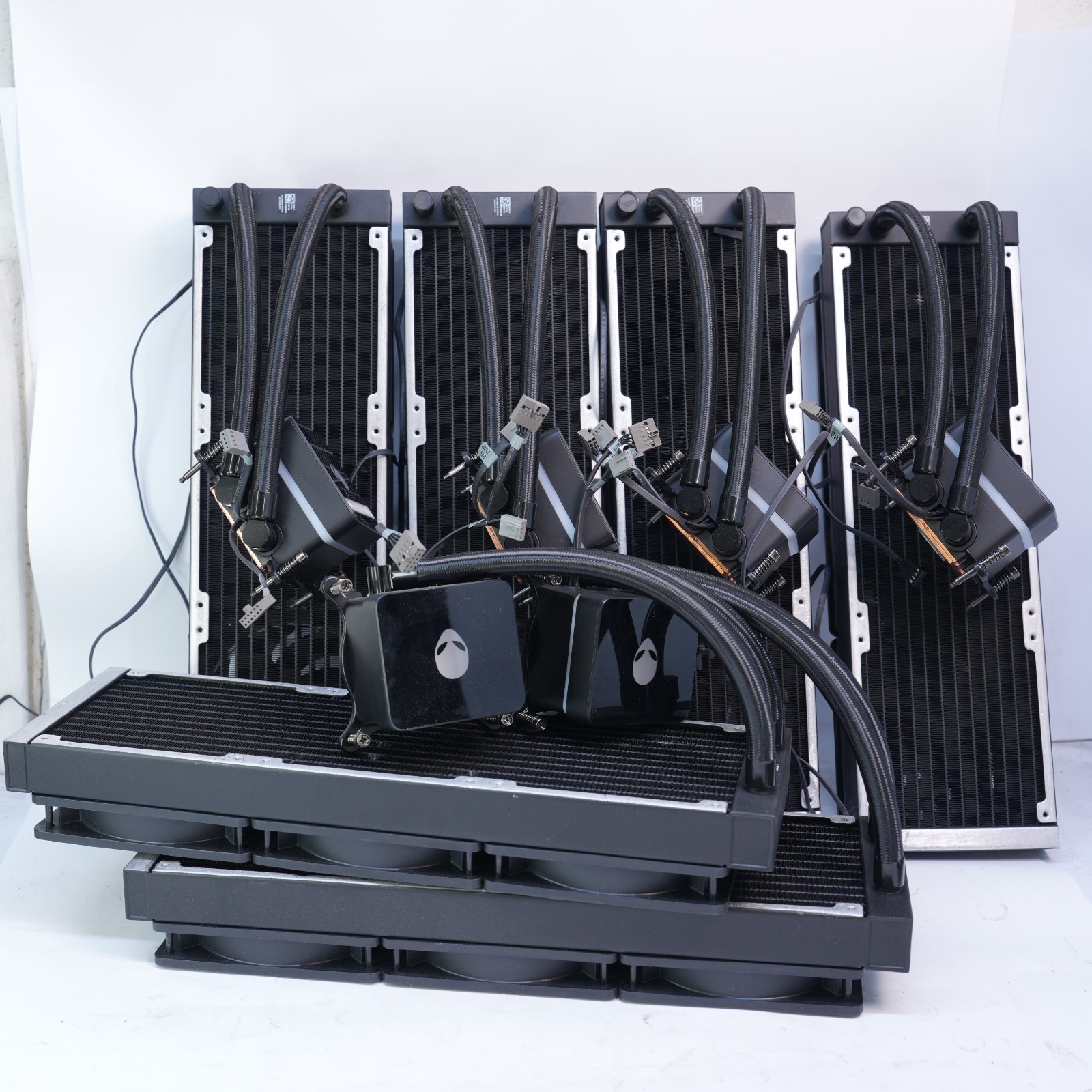 LOT-DELL Alienware Area 51 (2025 Model) Fan Heatsink LIQUID COOLER X2M1M T12-D14