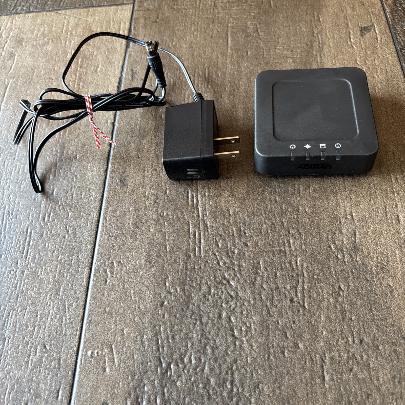 Adtran SDX611 1287933F1 GPON ONT Optical Terminal Black  w/ Power Cable