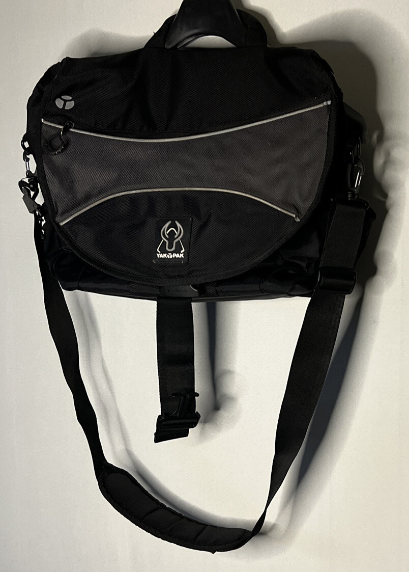 YAK PAC Messenger Crossbody Computer Bag Black Gray Many Pockets