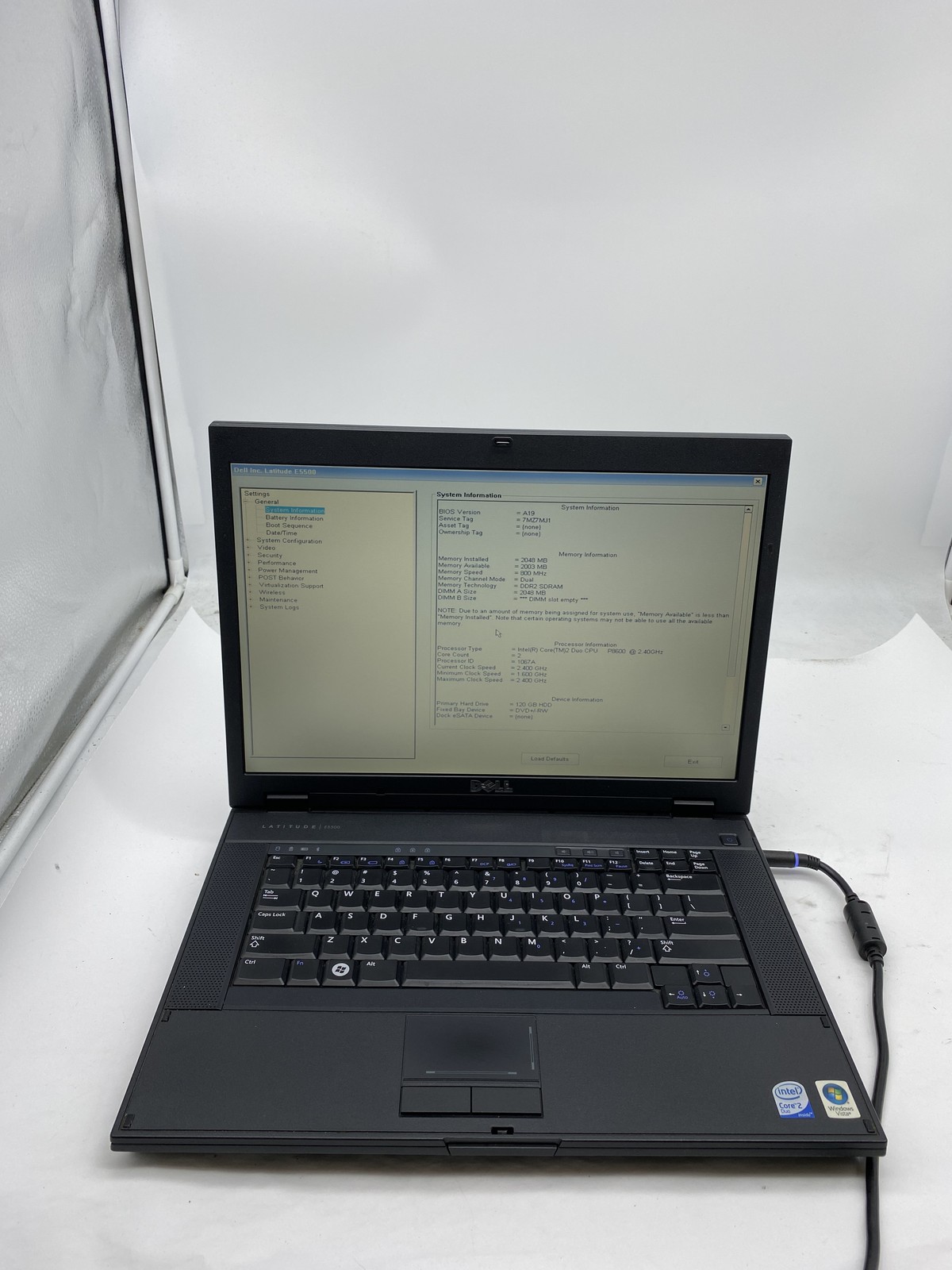 Dell Latitude E5500 Laptop Core 2 Duo P8600 2.4GHz 2GB RAM 120GB HDD