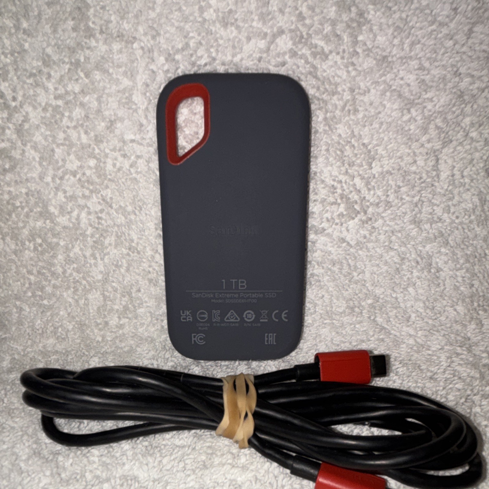 SanDisk Extreme 1TB Portable External Solid State Drive SSD USB-C Gray/Orange