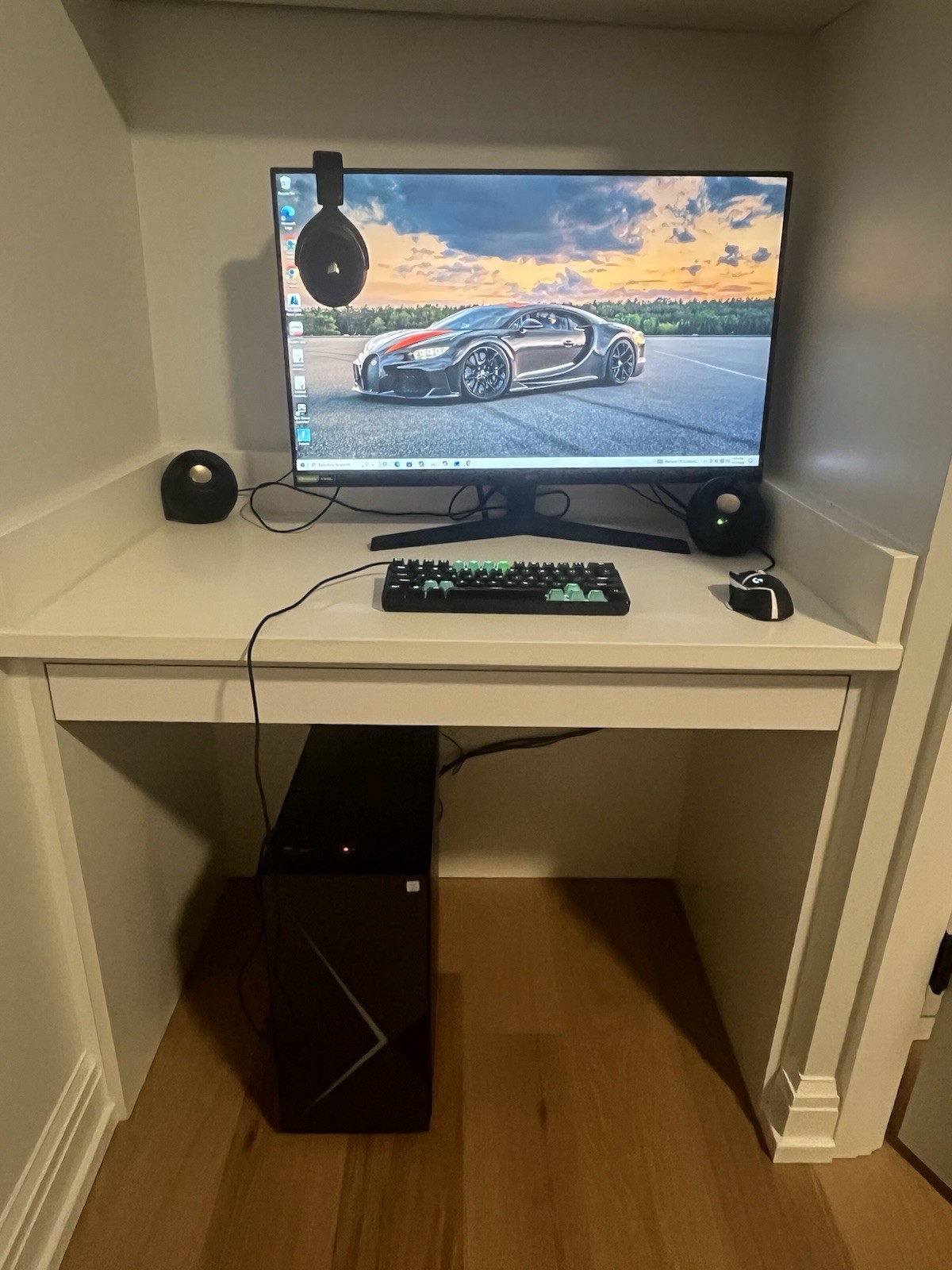 Complete gaming setup