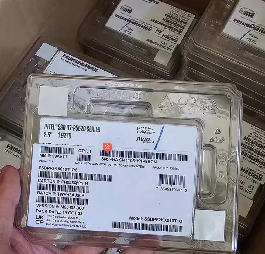 New Intel D7 P5520 Series 1.92TB 2.5" U.2 PCIE SSDPF2KX019T1N1 SSD